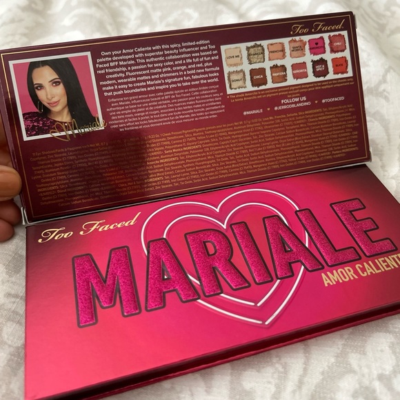 Too Faced x Mariale - Amor Caliente Eyeshadow Palette - Picture 3 of 4